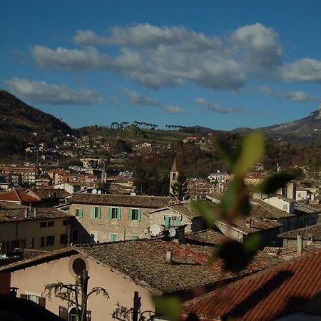 A Casa Di Lola Bed & Breakfast Ascoli Piceno Ngoại thất bức ảnh