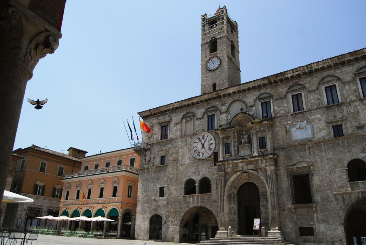 A Casa Di Lola Bed & Breakfast Ascoli Piceno Ngoại thất bức ảnh